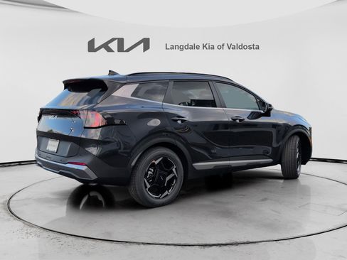 New 2026 Kia Sportage EX FWD image 4