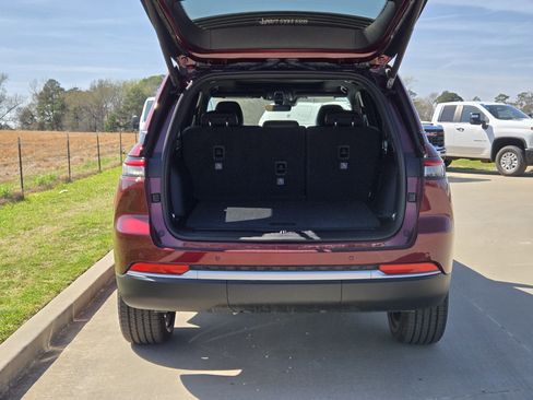 New 2026 Jeep Grand Cherokee Limited w/ Trailer Tow Package image 7
