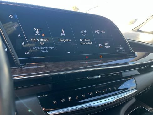 Used 2021 Cadillac Escalade ESV Sport Platinum AWD/4WD image 14