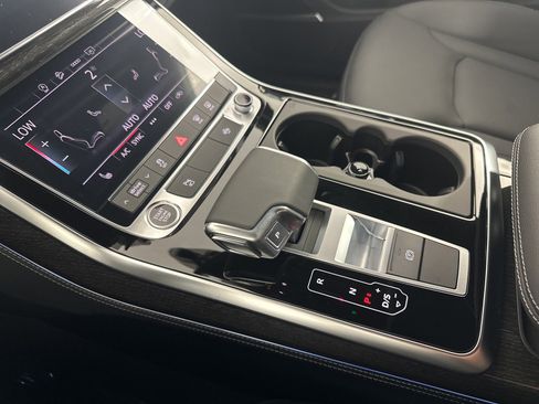 Certified 2025 Audi Q7 2.0T Premium Plus w/ Premium Plus Package image 18