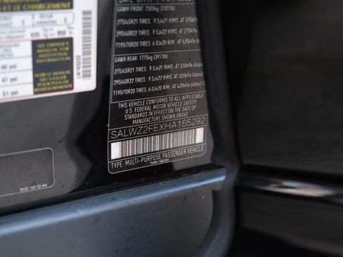 Used 2017 Land Rover Range Rover Sport SVR image 50