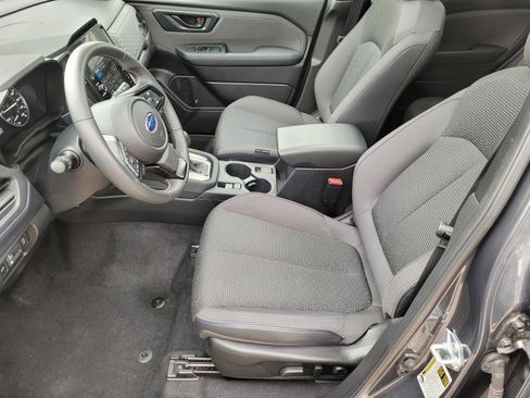 Used 2025 Subaru Forester Premium AWD/4WD image 3