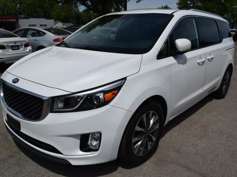 Used 2015 Kia Sedona SX FWD image 2