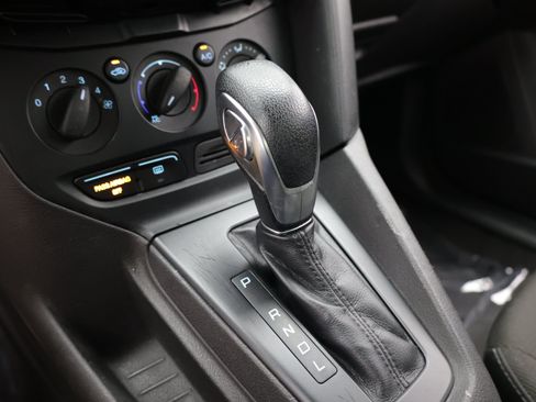 Used 2014 Ford Focus S FWD image 15
