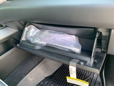 New 2026 RAM 1500 Laramie image 32