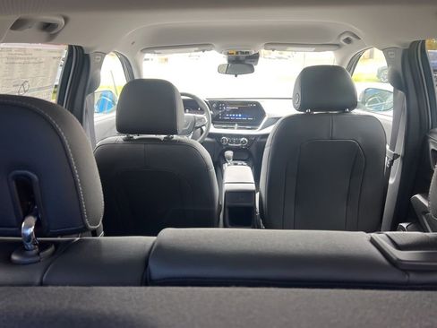New 2026 Chevrolet Trax LT w/ Driver Confidence Package FWD image 10