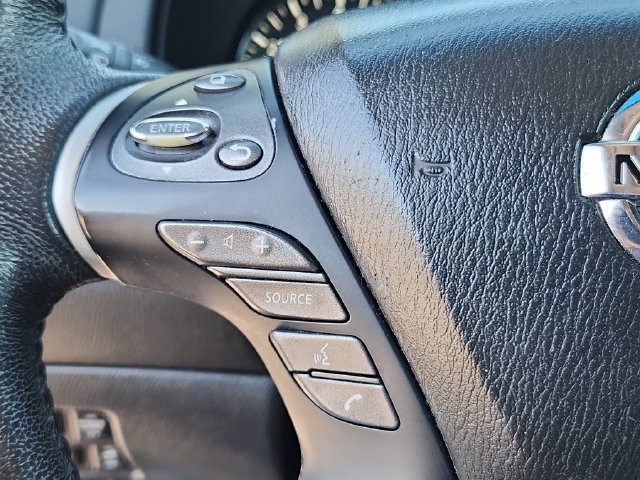 Used 2016 Nissan Pathfinder Platinum AWD/4WD image 17