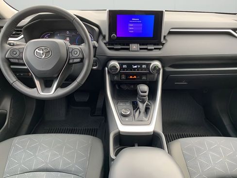 Used 2023 Toyota RAV4 XLE image 14