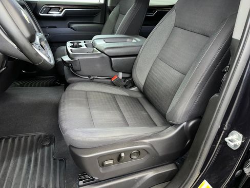 Certified 2023 Chevrolet Silverado 1500 LT image 2