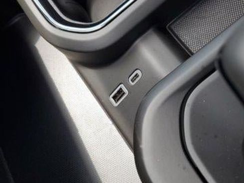 New 2026 GMC Sierra 1500 AT4 w/ Technology Package AWD/4WD image 27