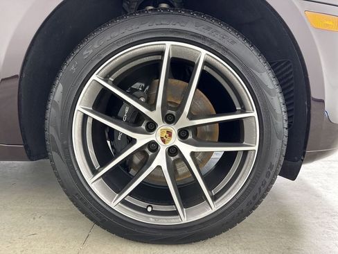 Certified 2023 Porsche Macan S AWD/4WD image 15