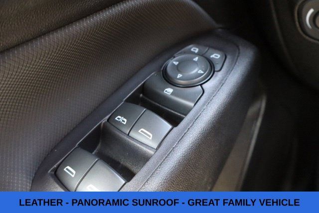 Used 2022 Chevrolet Equinox RS w/ RS Leather Package FWD image 18