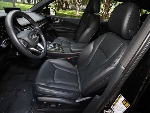 Used 2018 Audi Q7 3.0T Prestige w/ Prestige Package image 24