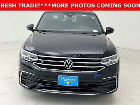 Used 2024 Volkswagen Tiguan SEL R-Line image 2