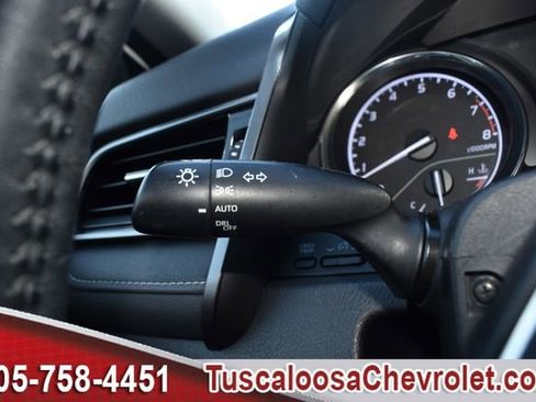 Used 2019 Toyota Camry SE image 27