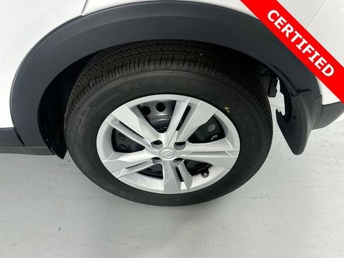 Certified 2024 Nissan Kicks S image 29