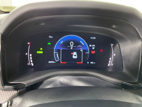 Certified 2025 Toyota Camry SE image 18