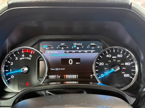 Used 2017 Ford F250 Lariat w/ Lariat Ultimate Package AWD/4WD image 11