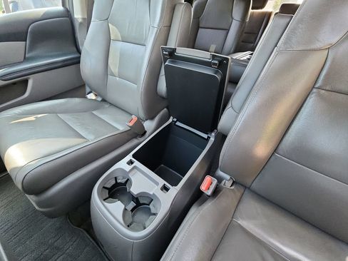 Used 2013 Honda Odyssey Touring image 30