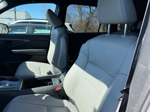 Certified 2023 Honda Passport EX-L image 8