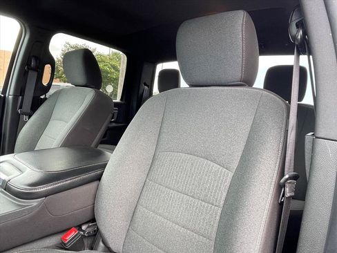 Used 2024 RAM 1500 Warlock AWD/4WD image 22
