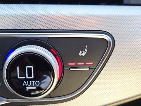 Used 2018 Audi A4 2.0T Ultra Premium w/ Convenience Package image 25