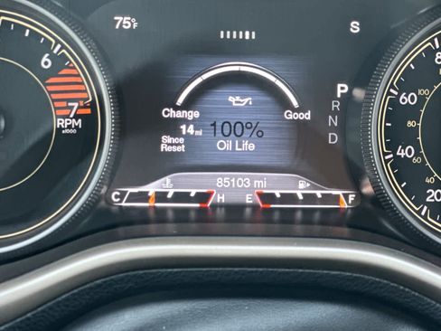 Used 2016 Jeep Cherokee Limited AWD/4WD image 29