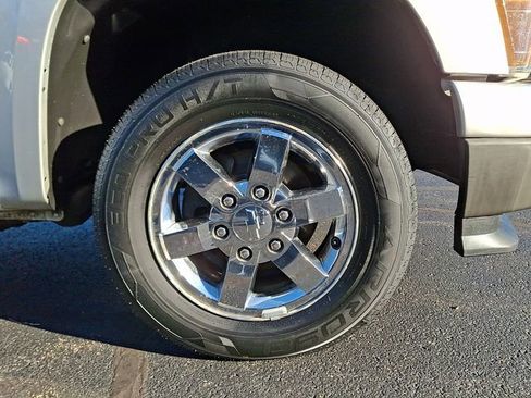 Used 2011 Chevrolet Colorado LT w/ Power Convenience Package image 9