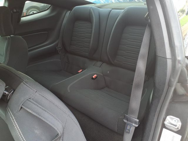 Used 2017 Ford Mustang Coupe RWD image 28