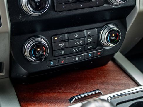 Used 2019 Ford F150 King Ranch w/ Equipment Group 601A Luxury image 32