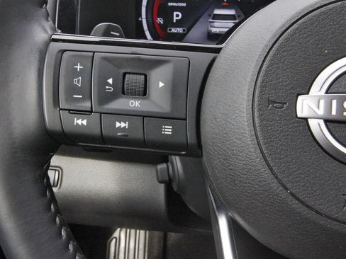 Certified 2025 Nissan Pathfinder Platinum AWD/4WD image 20