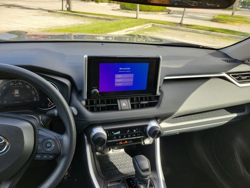 Certified 2025 Toyota RAV4 LE FWD image 18