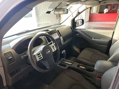 Used 2019 Nissan Frontier S image 5