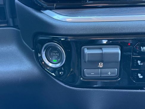 New 2026 GMC Sierra 1500 SLT w/ SLT Premium Plus Package image 31