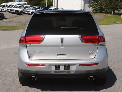 Used 2015 Lincoln MKX AWD w/ Equipment Group 102A image 6