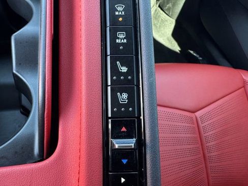 Used 2022 Chevrolet Corvette Stingray Preferred Cpe w/ Z51 Performance Package image 21