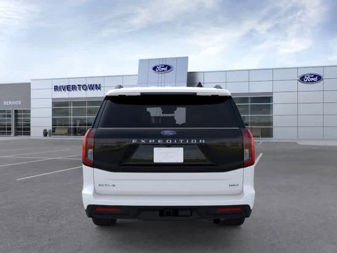New 2025 Ford Expedition Max Active image 5