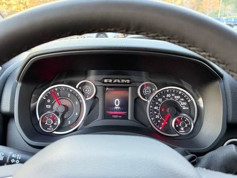 Used 2025 RAM 3500 Big Horn AWD/4WD image 16