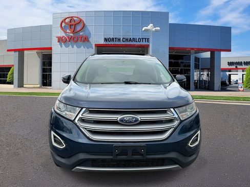 Used 2017 Ford Edge SEL w/ Equipment Group 201A FWD image 2