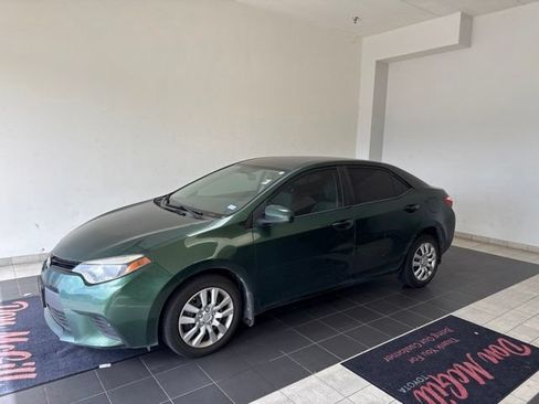 Used 2014 Toyota Corolla LE FWD image 1