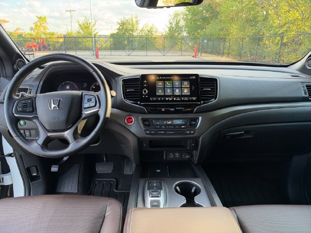 Certified 2025 Honda Ridgeline RTL image 15