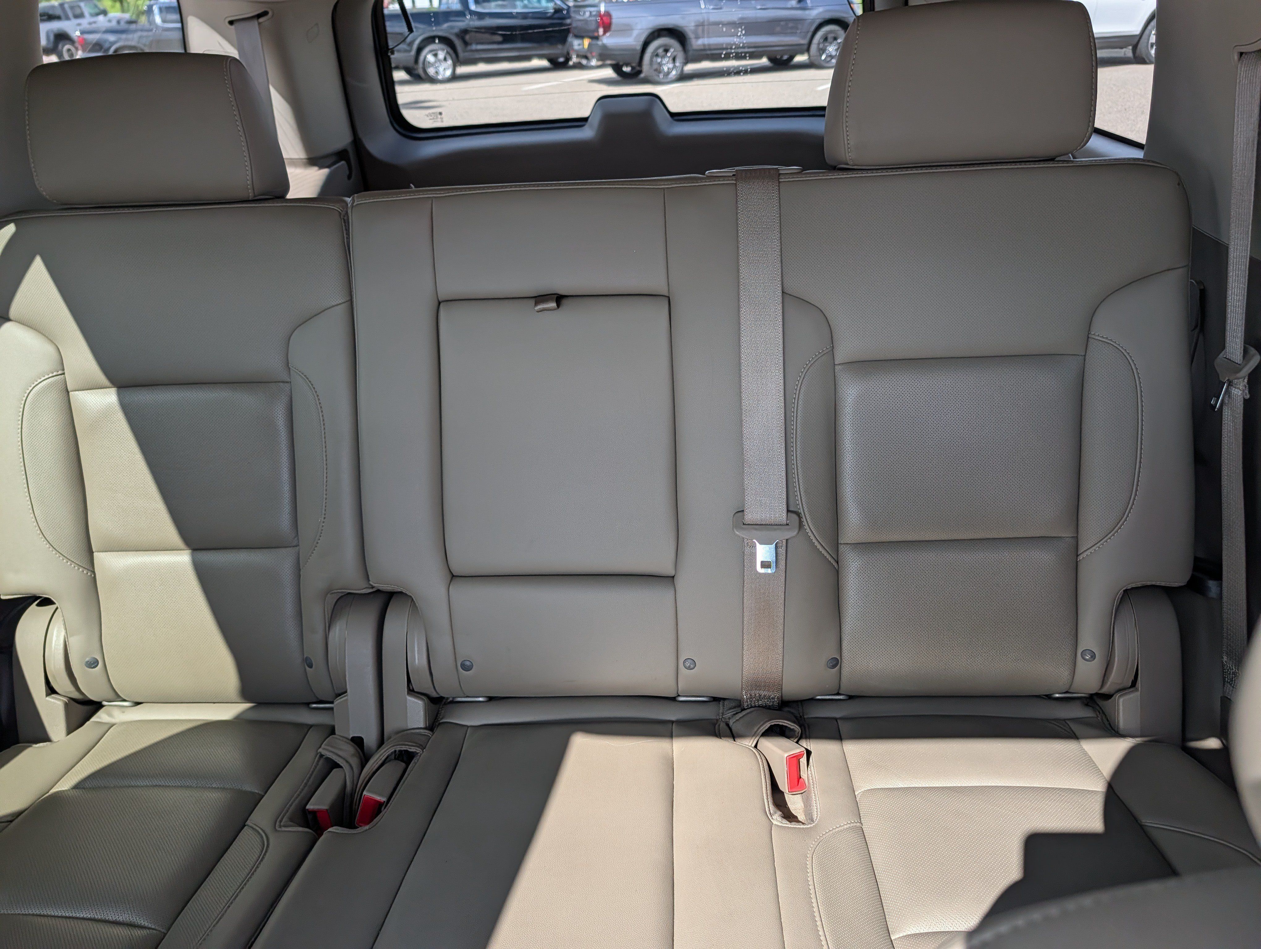 Used 2015 GMC Yukon SLT w/ Open Road Package AWD/4WD image 13