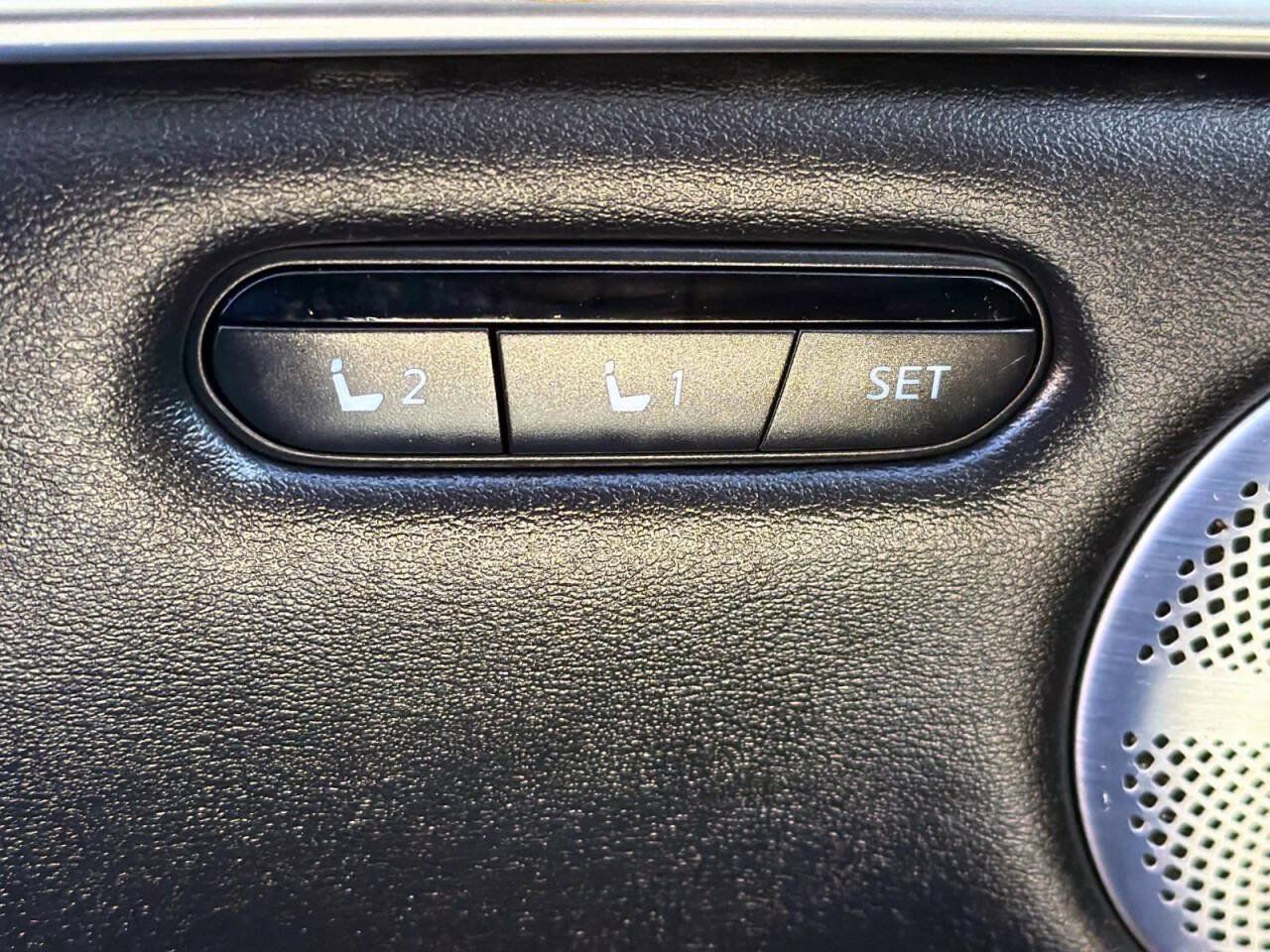 Used 2023 INFINITI QX50 Luxe AWD/4WD image 23