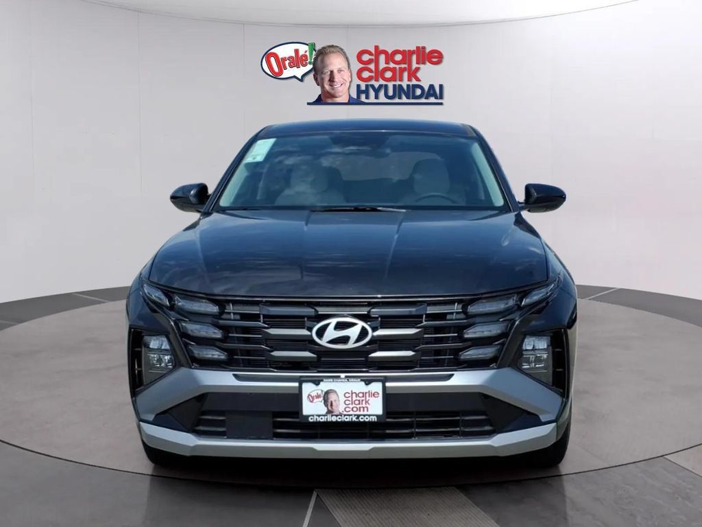 New 2026 Hyundai Tucson SE FWD image 8