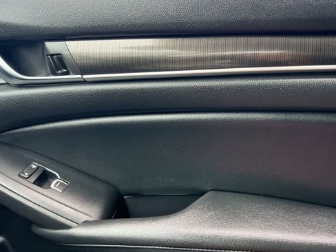 Used 2021 Honda Accord Sport Special Edition image 19
