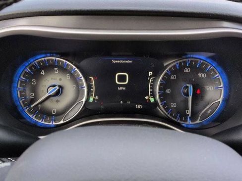 New 2026 Chrysler Pacifica Select AWD/4WD image 17