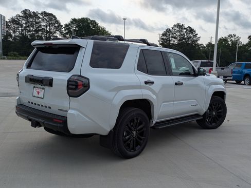 New 2026 Toyota 4Runner 4WD image 5