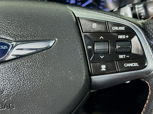 Used 2018 Genesis G80 3.3T Sport image 14