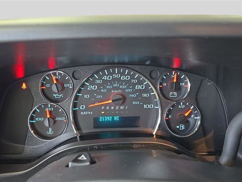 Used 2024 GMC Savana 2500 w/ Driver Convenience Package image 10