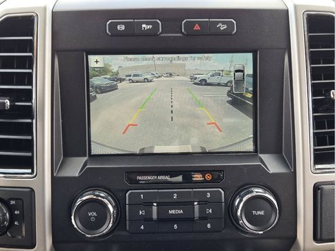 Used 2019 Ford F350 Lariat w/ Lariat Ultimate Package AWD/4WD image 17